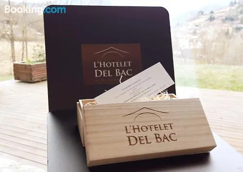 Hotelet Del Bac * 캄프로돈